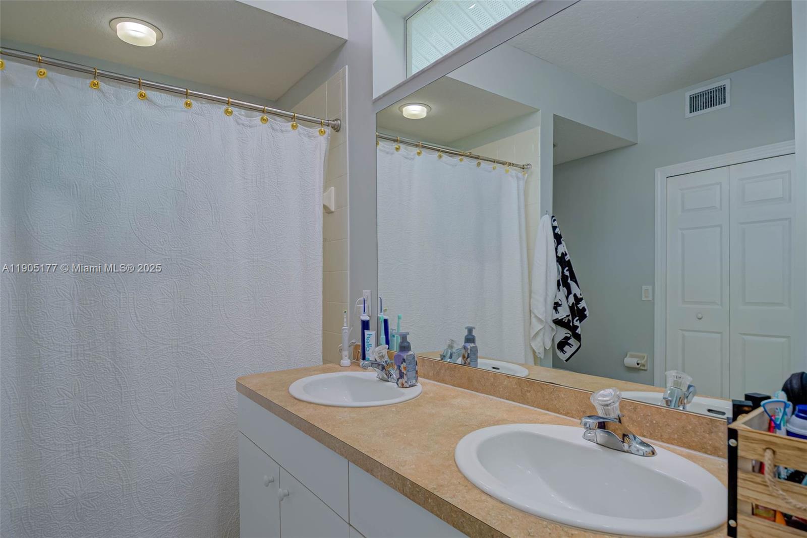 PINE KEY RESORT - Residential