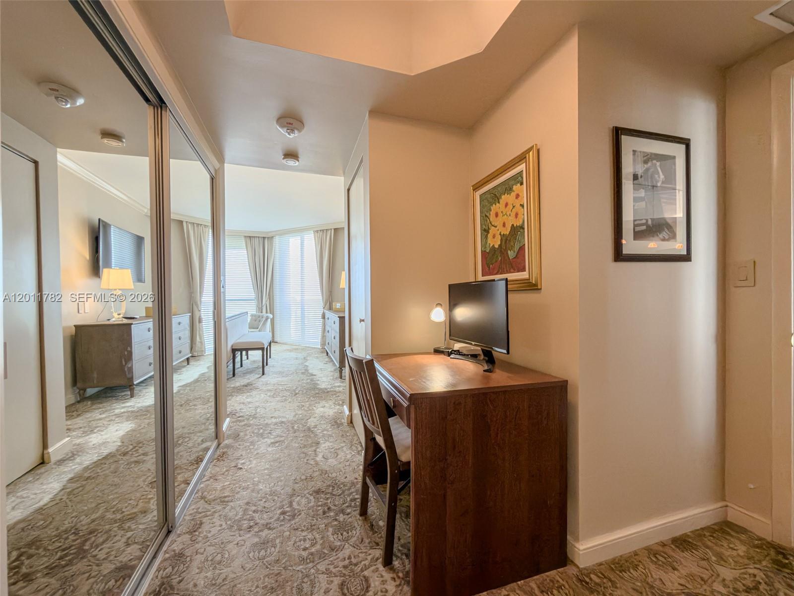 2000 ISL BLVD WILLIAMS IS - Residential