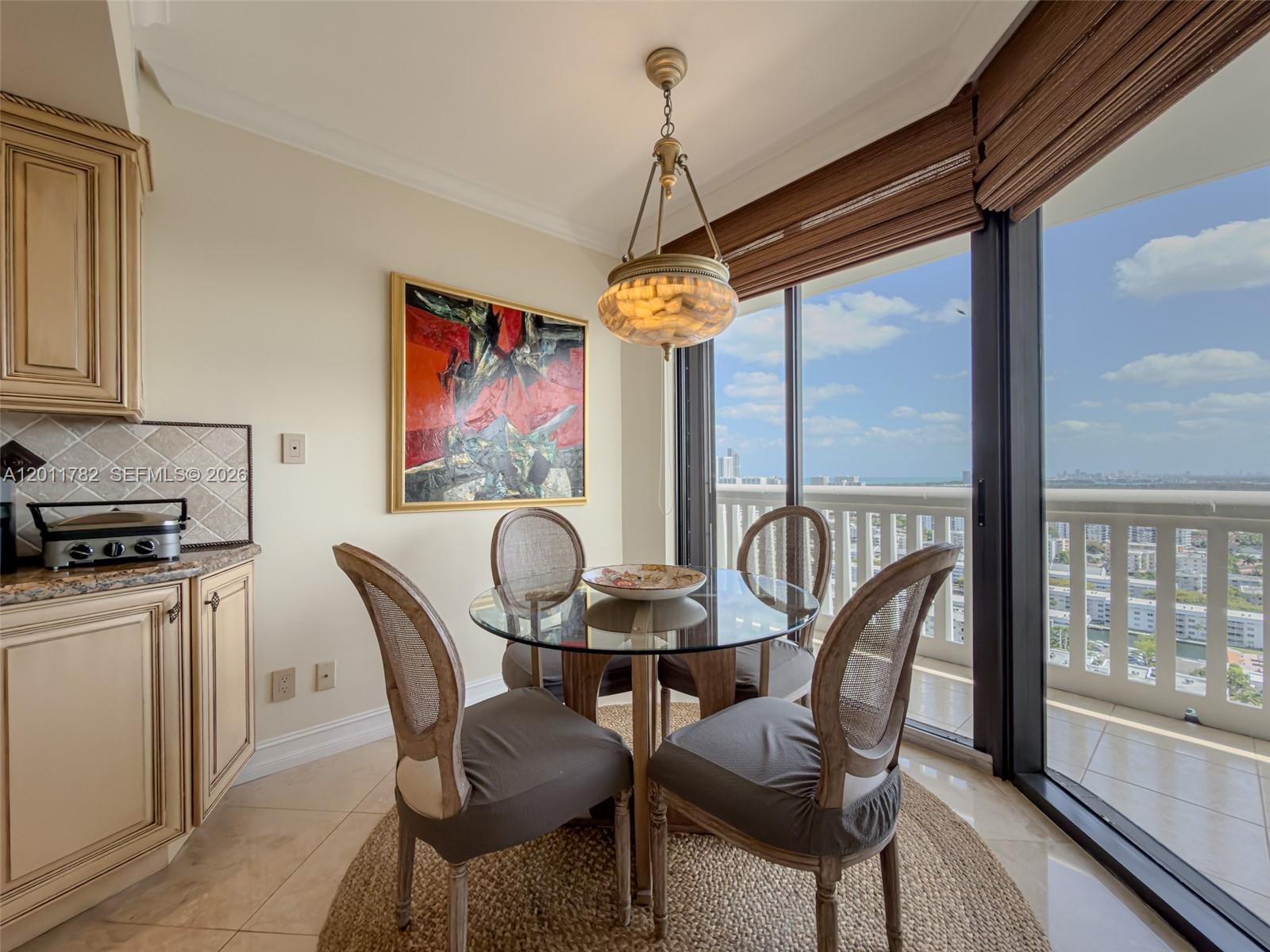 2000 ISL BLVD WILLIAMS IS - Residential