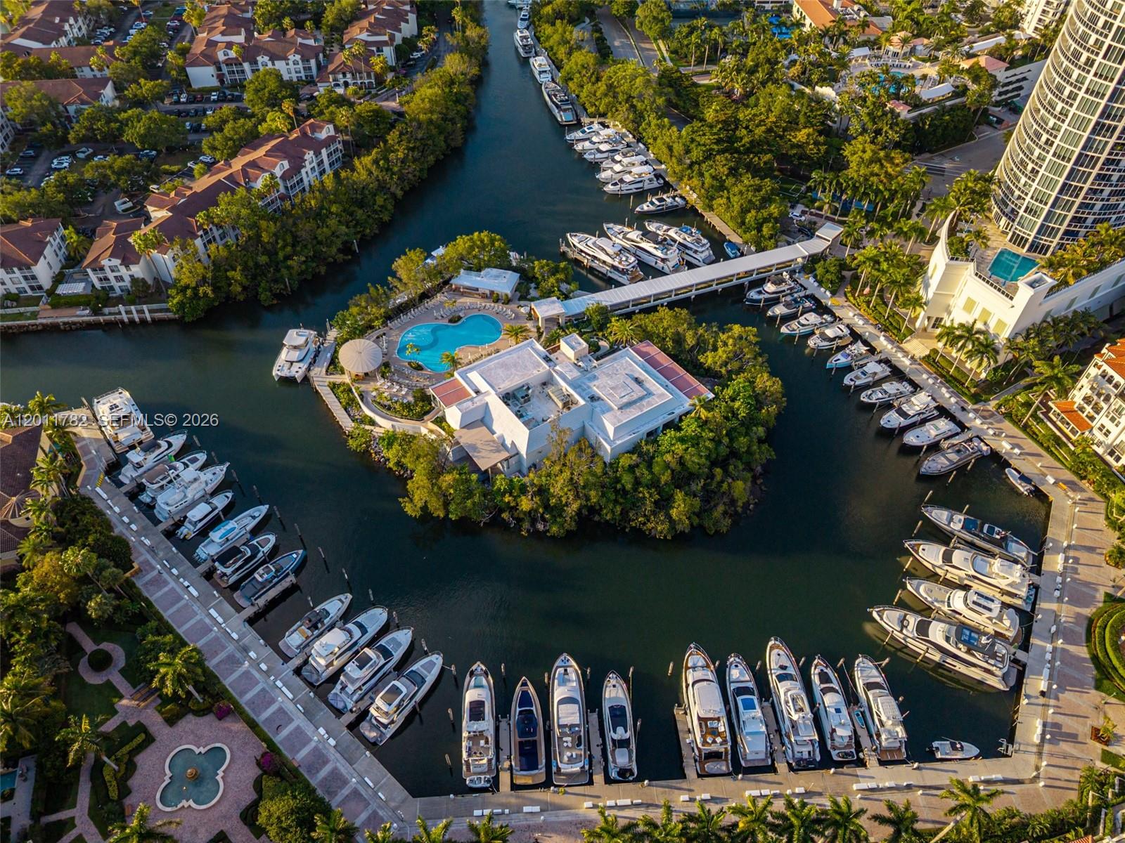 2000 ISL BLVD WILLIAMS IS - Residential