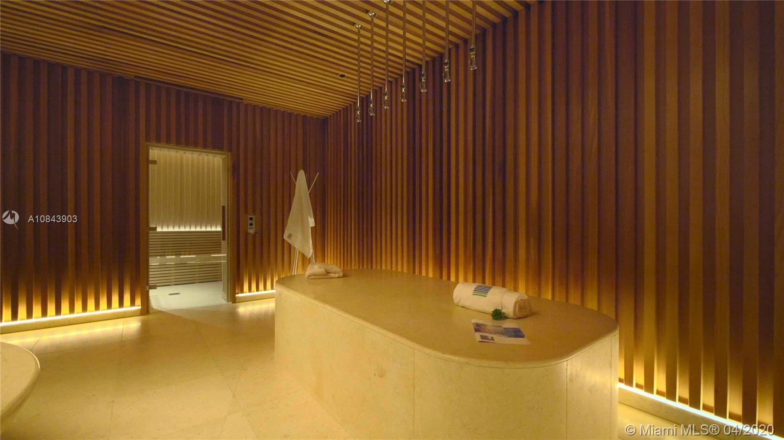 Eighty Seven Park - Residential
