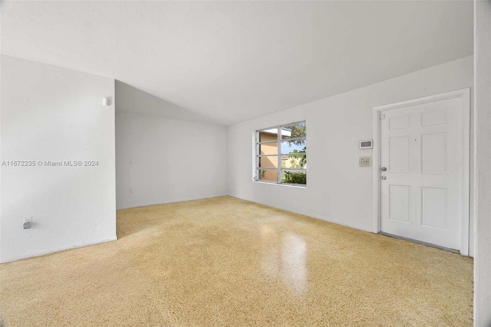 CORAL GARDENS 1ST ADDN - Residential