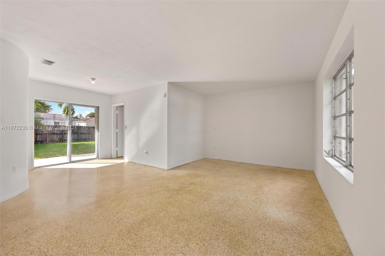 CORAL GARDENS 1ST ADDN - Residential