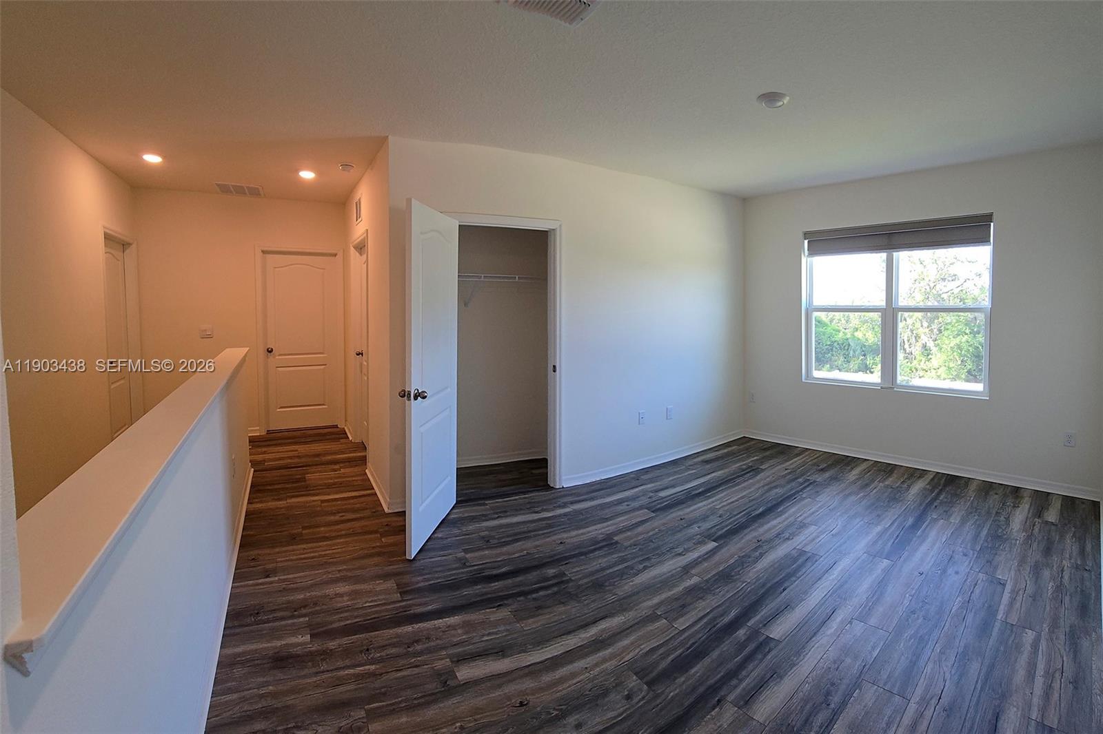 CASCADES, Davenport - Residential