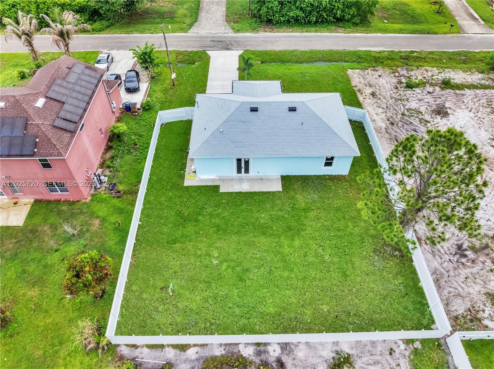 LEHIGH ACRES - Residential