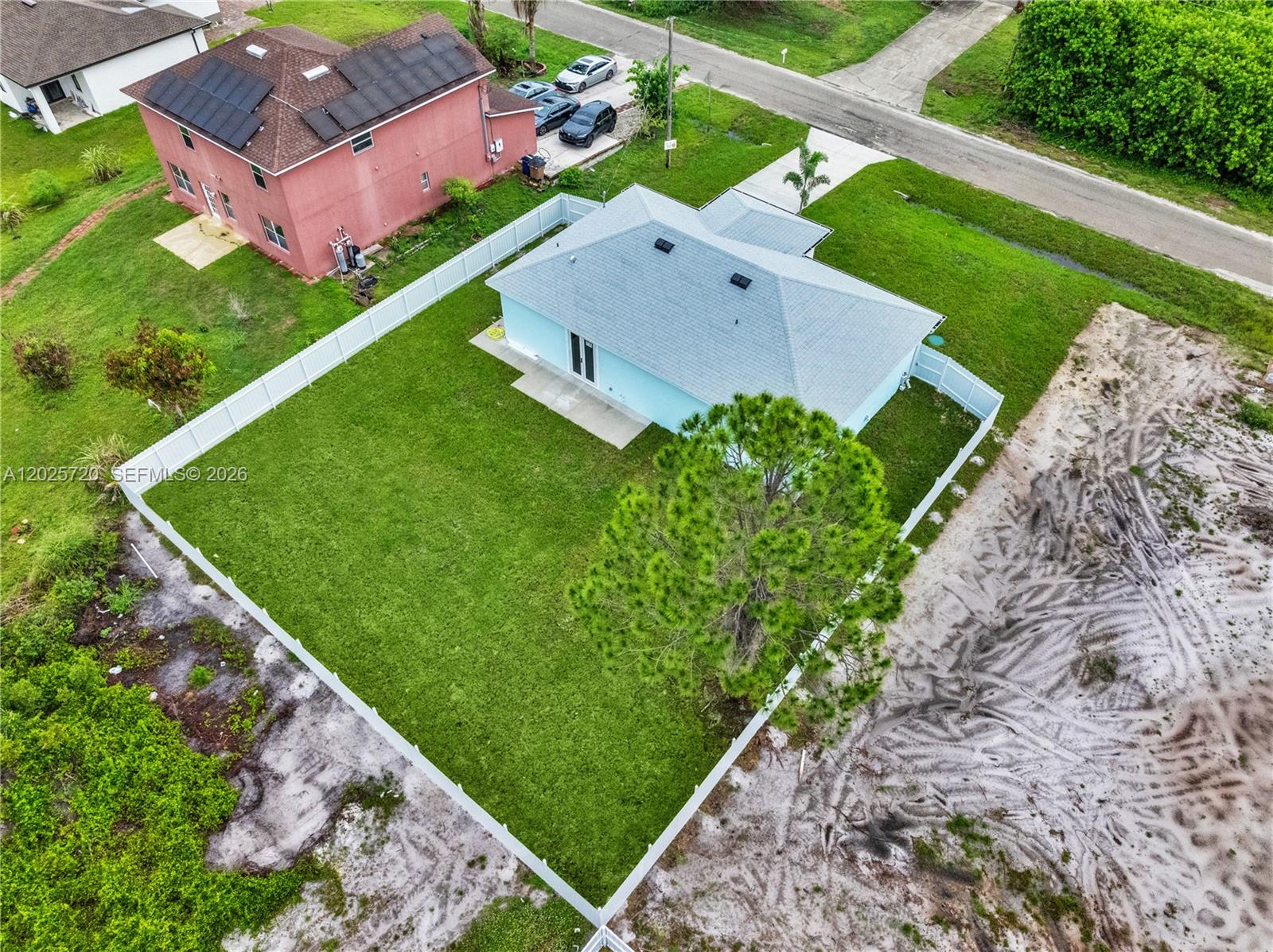 LEHIGH ACRES - Residential