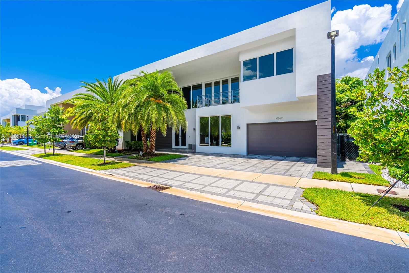 DORAL COMMONS RESIDENTIAL - Residential