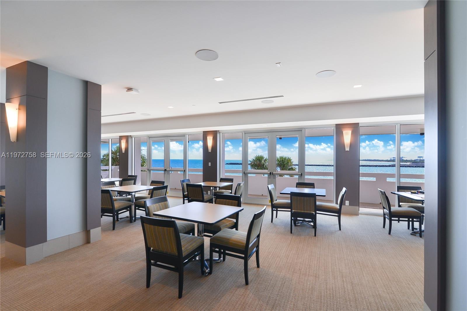 POINT OF AMERICAS - Residential