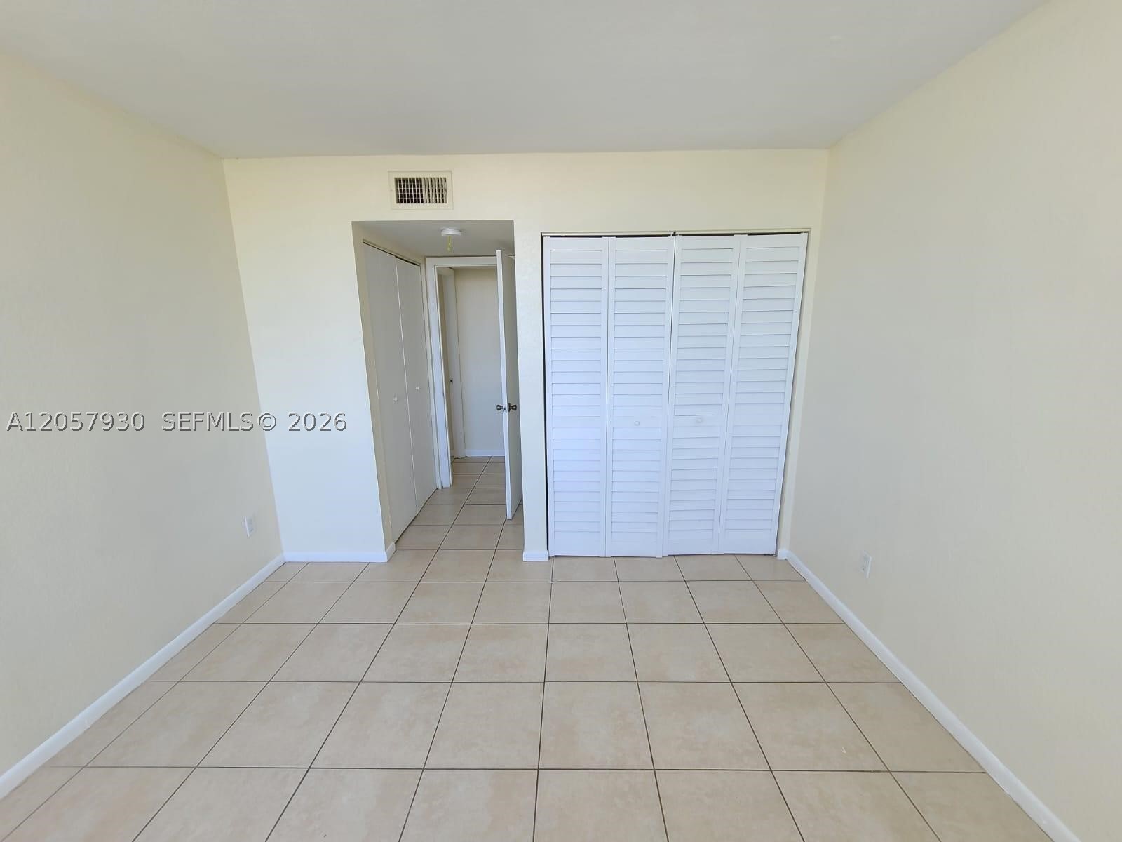 MONTECARLO CONDO - Residential