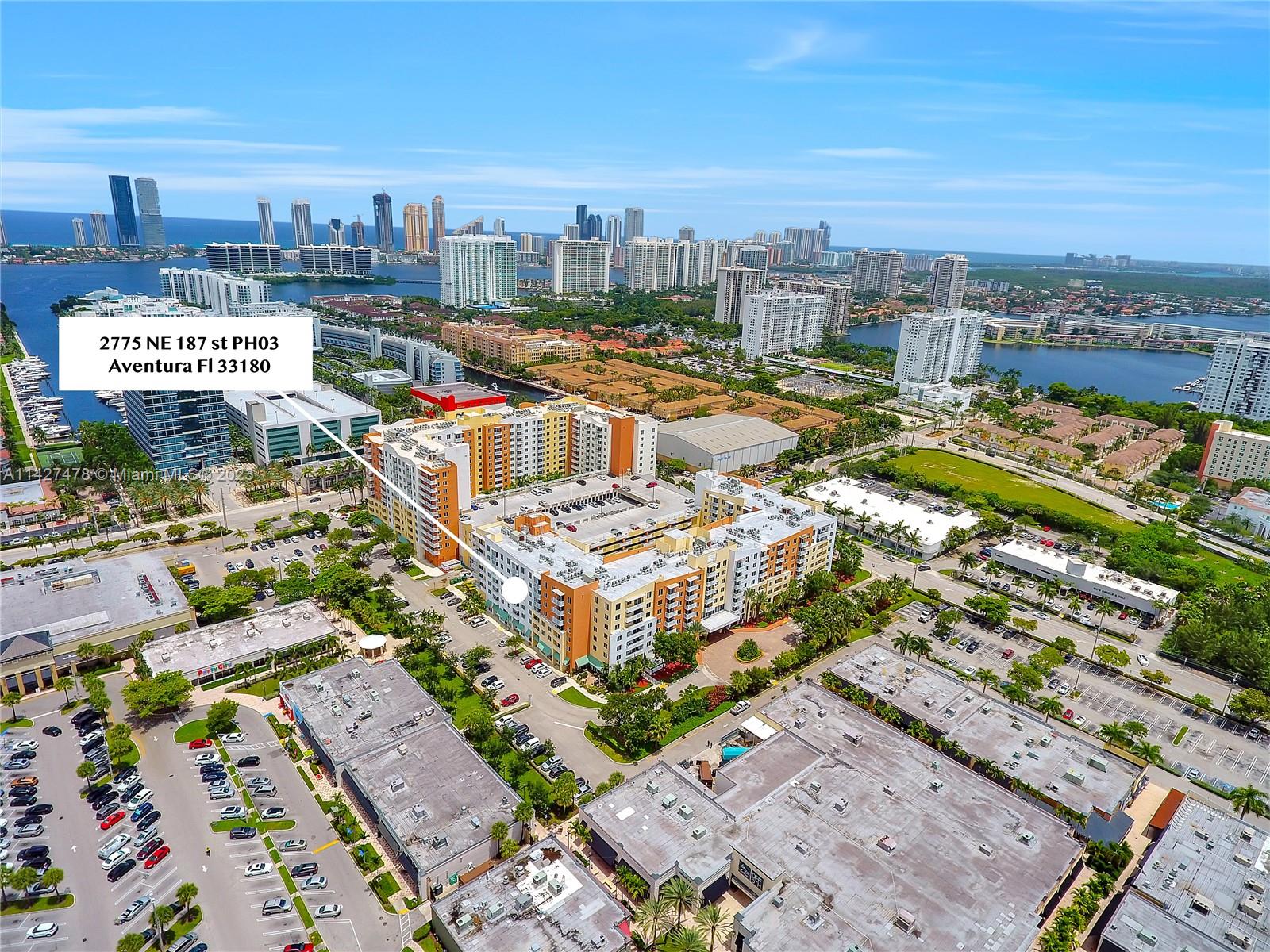 VENTURE AT AVENTURA WEST - Residential Lease