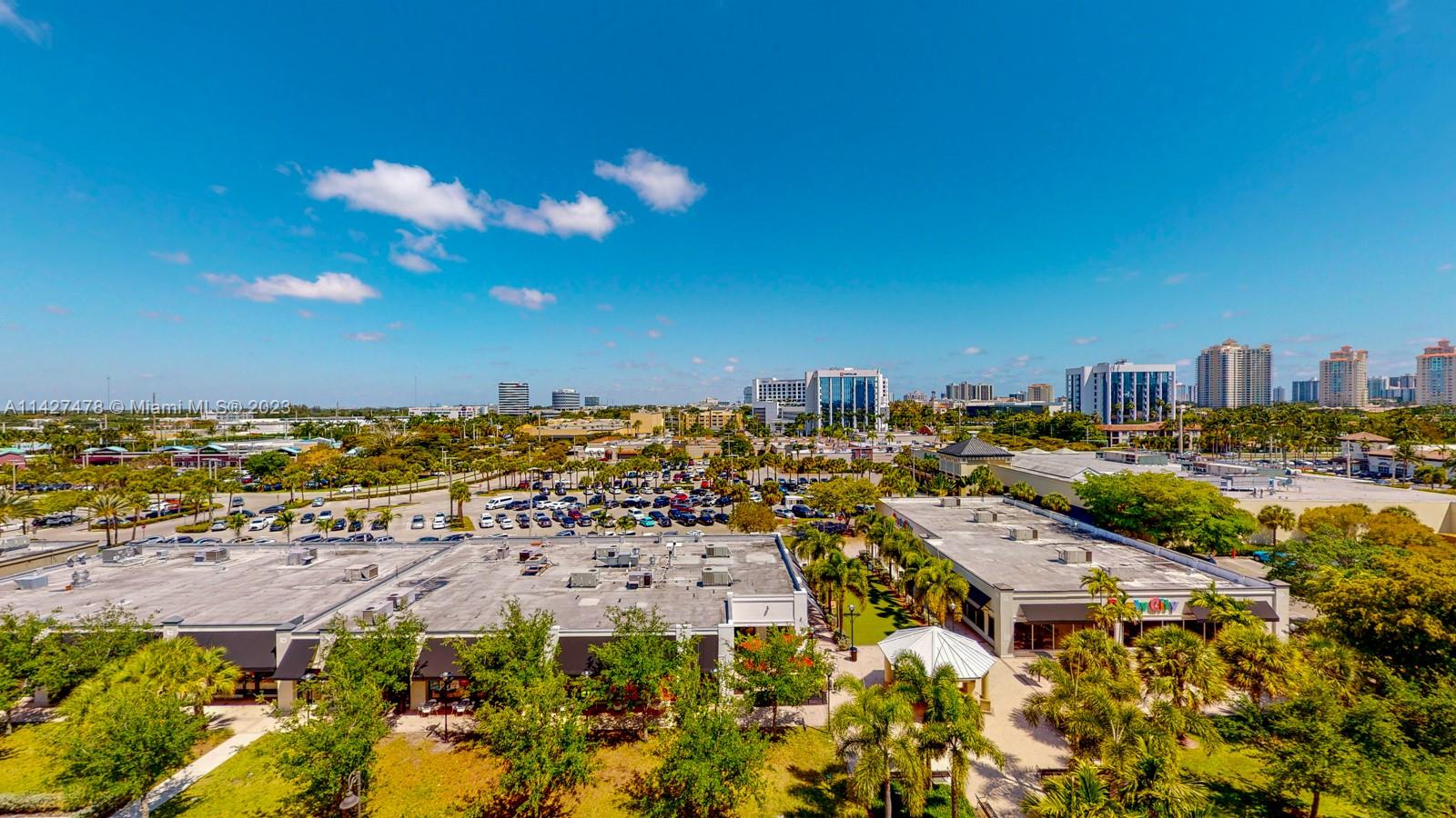 VENTURE AT AVENTURA WEST - Residential Lease