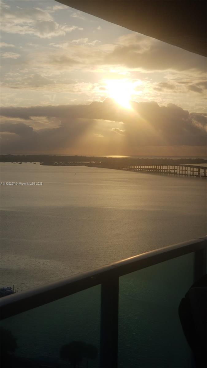 SKYLINE ON BRICKELL CONDO - Residential