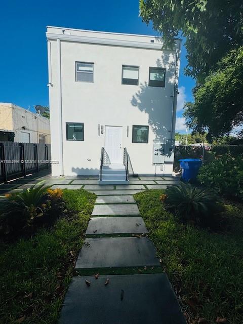 1ST WESTMORELAND ADDN - Residential Lease