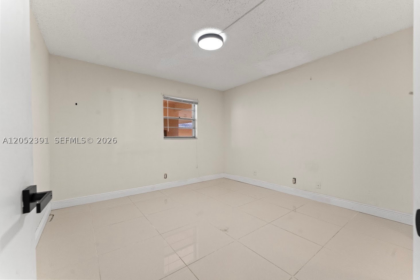 LAGO WEST CONDOMINIUM - Residential