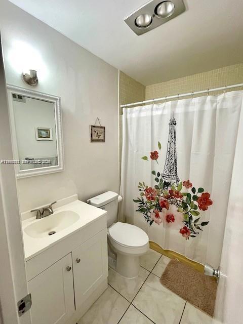 BEVERLY HILLS CONDO NUMBE - Residential