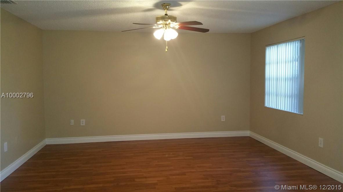 Replat Of Tr H Of - Residential Lease