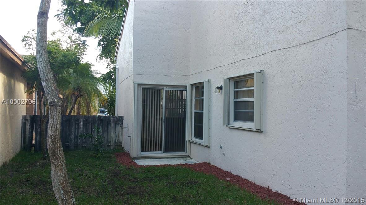 Replat Of Tr H Of - Residential Lease