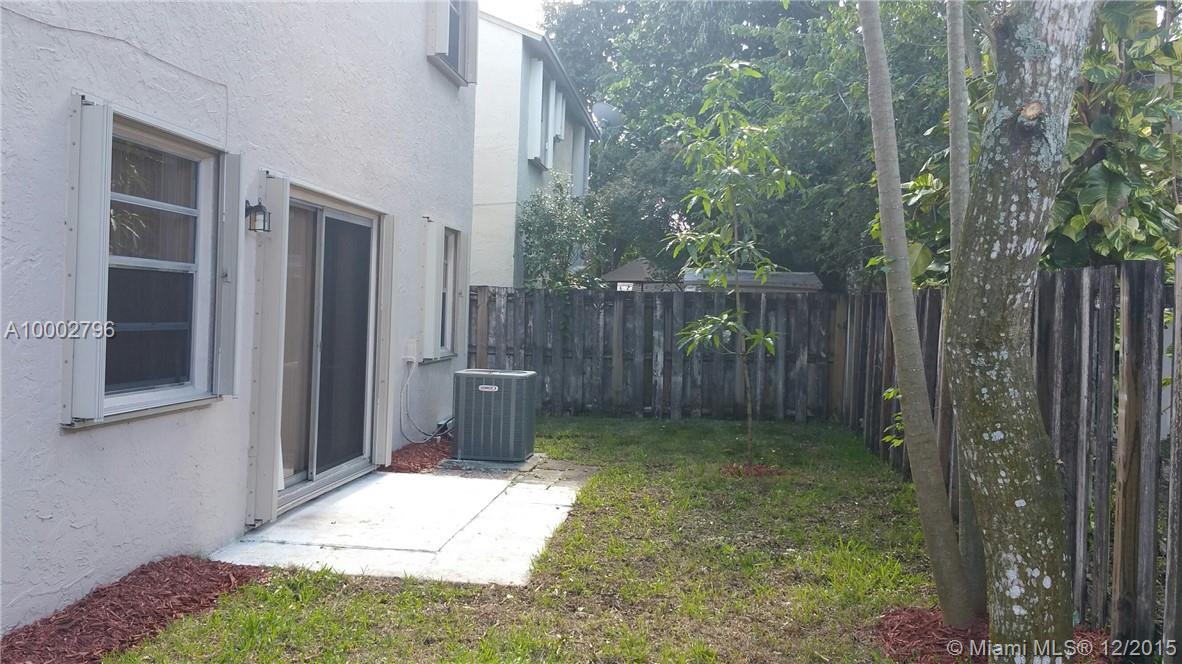 Replat Of Tr H Of - Residential Lease