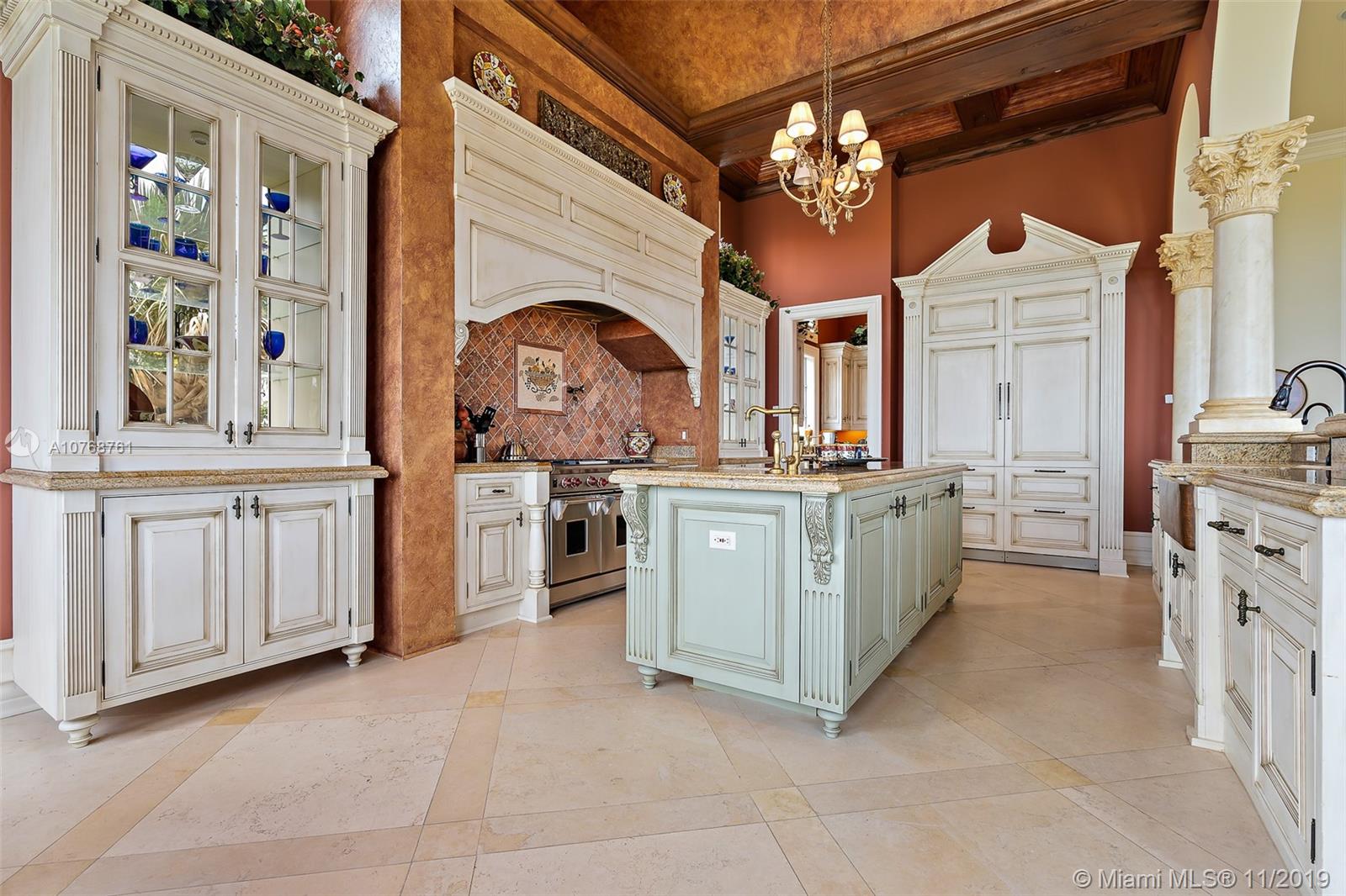 GALLEON BAY - Residential