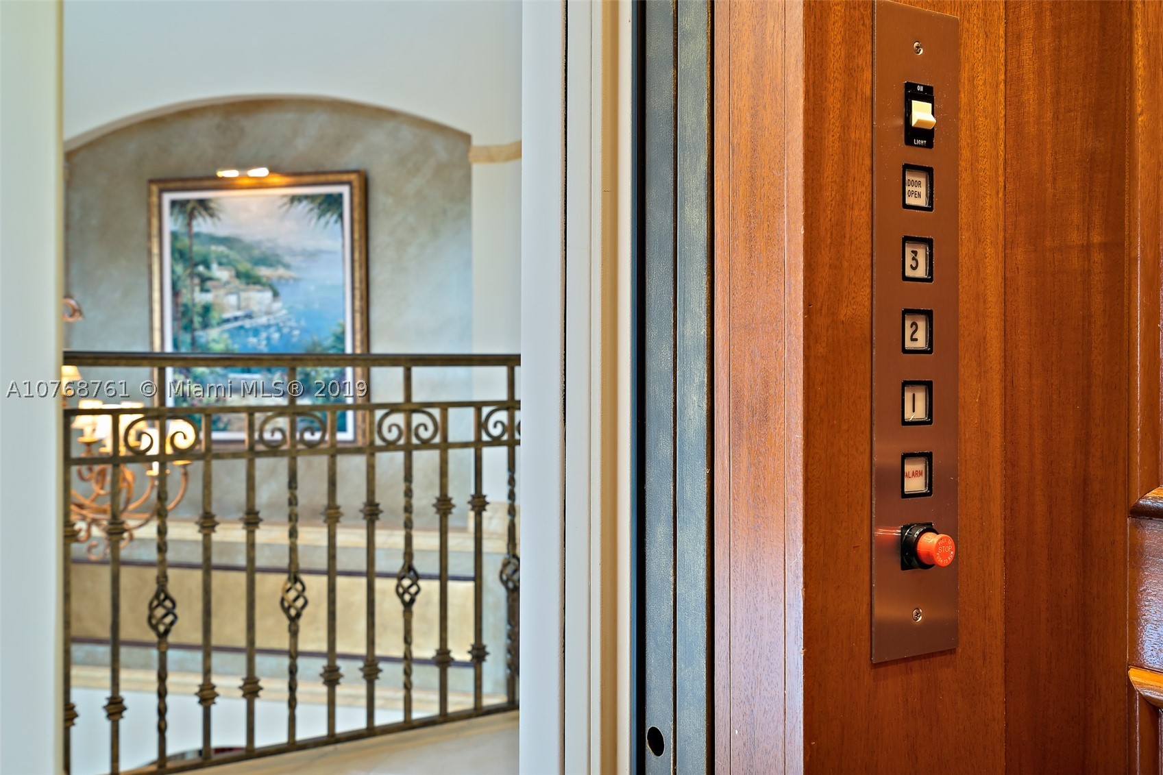GALLEON BAY - Residential