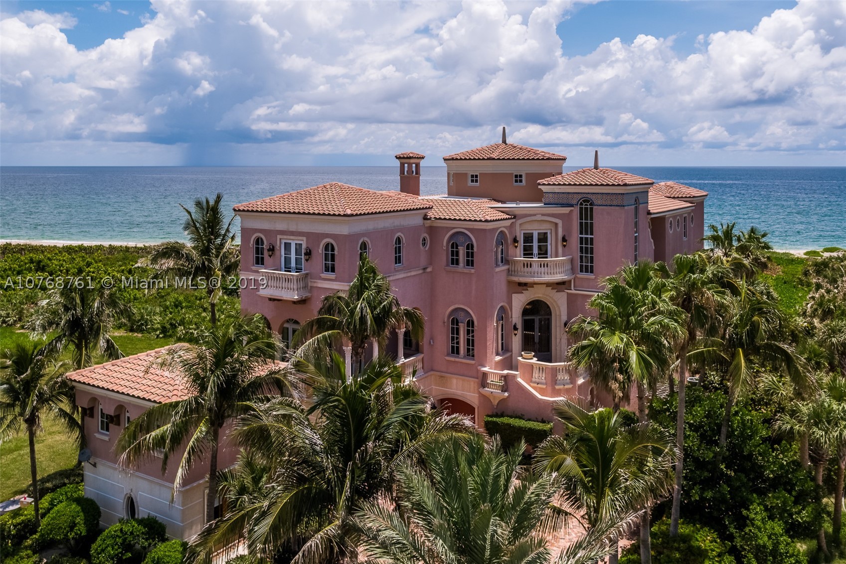 In Galleon Bay along the historic sun soaked shores of the Treasure Coast, the Castillo de mar (Sea Castle) awaits-an architectural renaissance where old world heritage merges with all the conveniences, comforts, privacy and security, expected. Grand Rotunda, Wine Tasting Room- Cellar, Media & Game Rooms, Elevator, Gourmet Kitchen/Butler's Pantry, Formal Living/Dining, Admirals Library, ocean front Great Room, heated pool/spa and a must see Ocean Front Master Suite!
