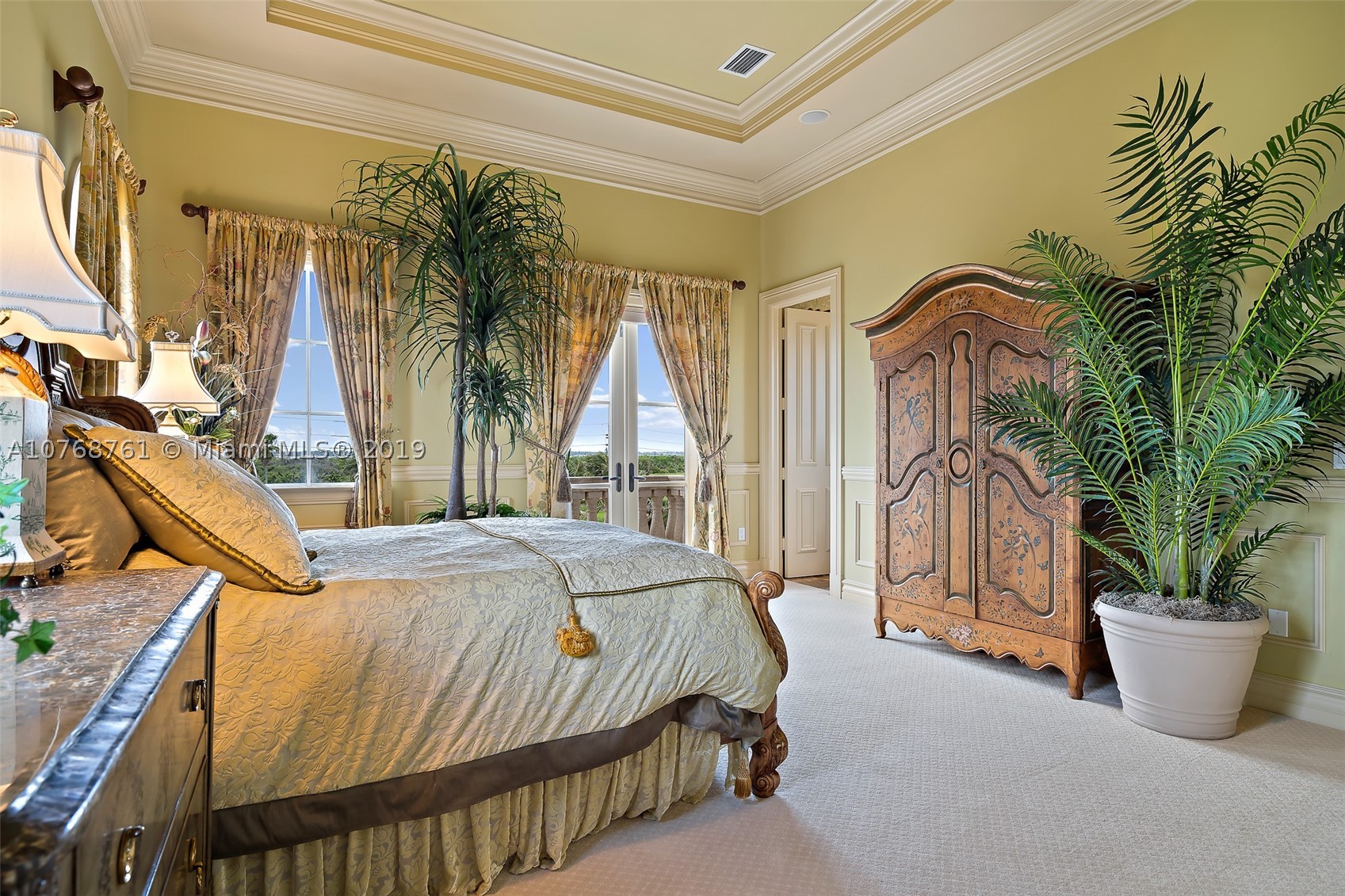 GALLEON BAY - Residential