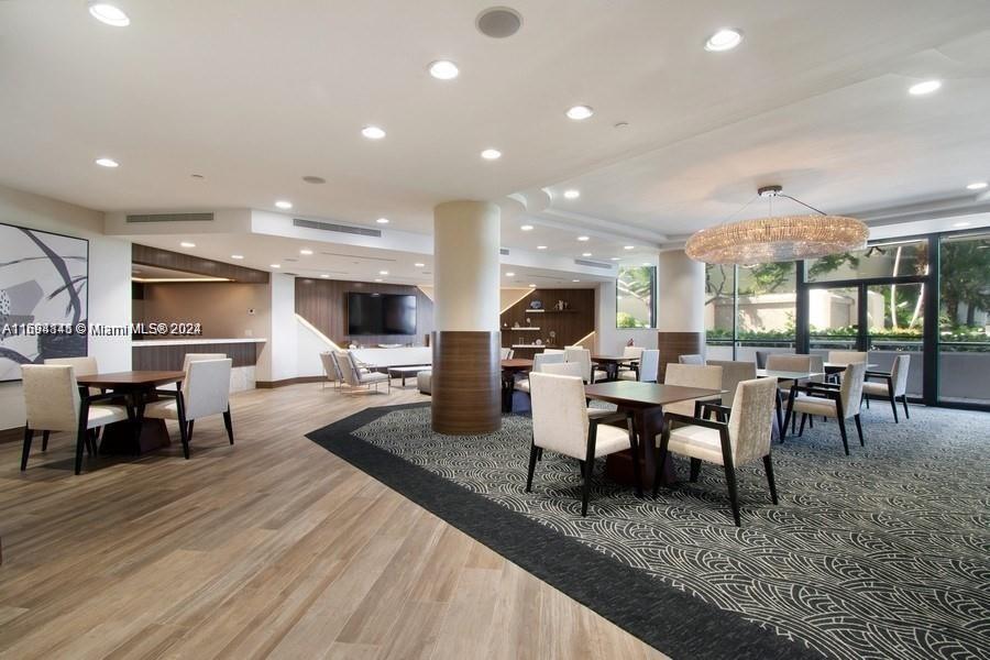 3000 ISL BLVD WILLIAMS IS - Residential