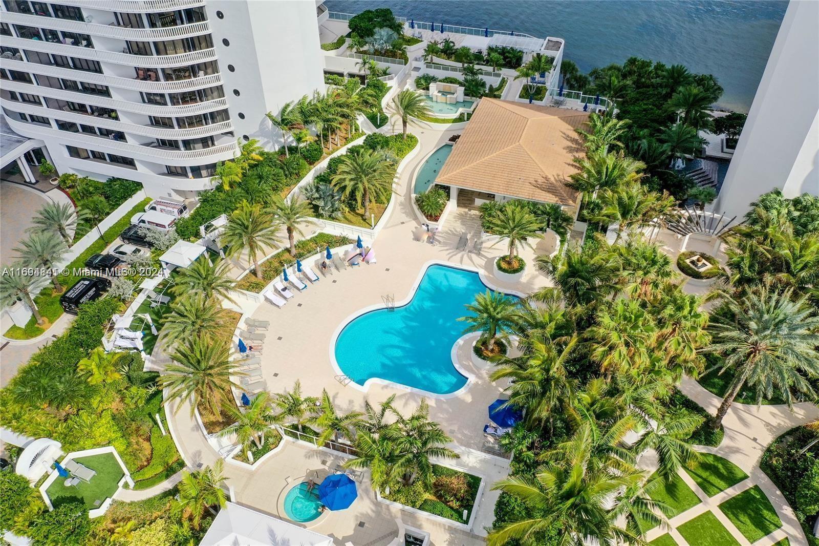 3000 ISL BLVD WILLIAMS IS - Residential