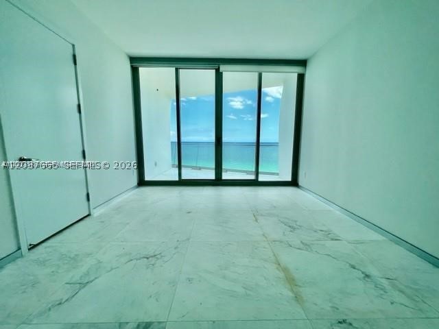 JADE SIGNATURE CONDO - Residential Lease