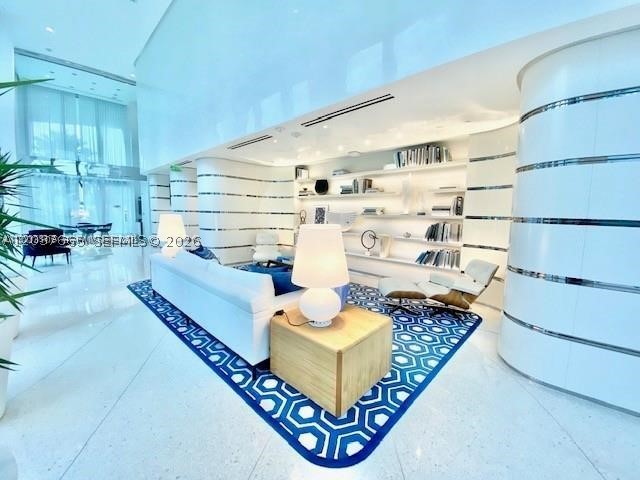 JADE SIGNATURE CONDO - Residential Lease