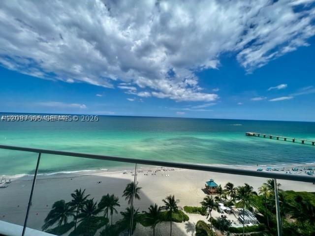 JADE SIGNATURE CONDO - Residential Lease