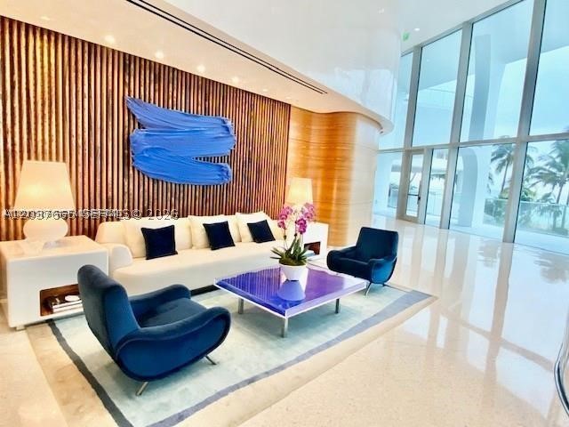 JADE SIGNATURE CONDO - Residential Lease