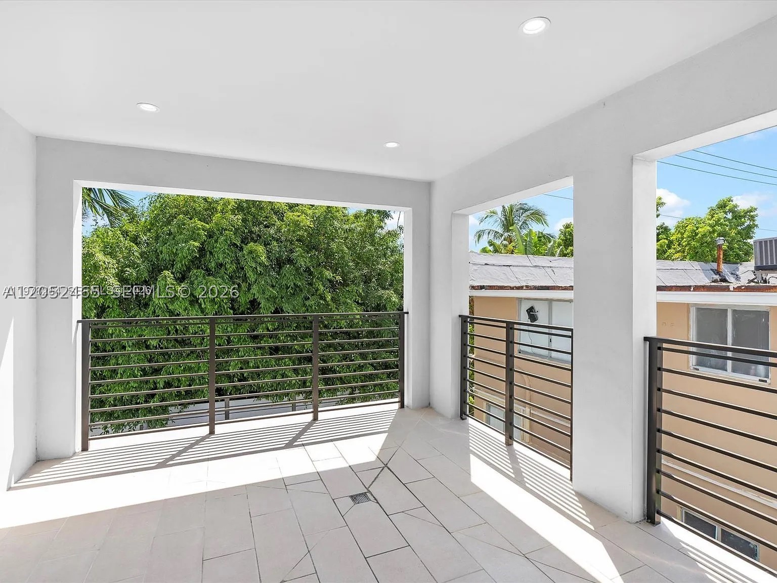 OCEANSIDE SEC ISLE OF NOR - Residential Lease
