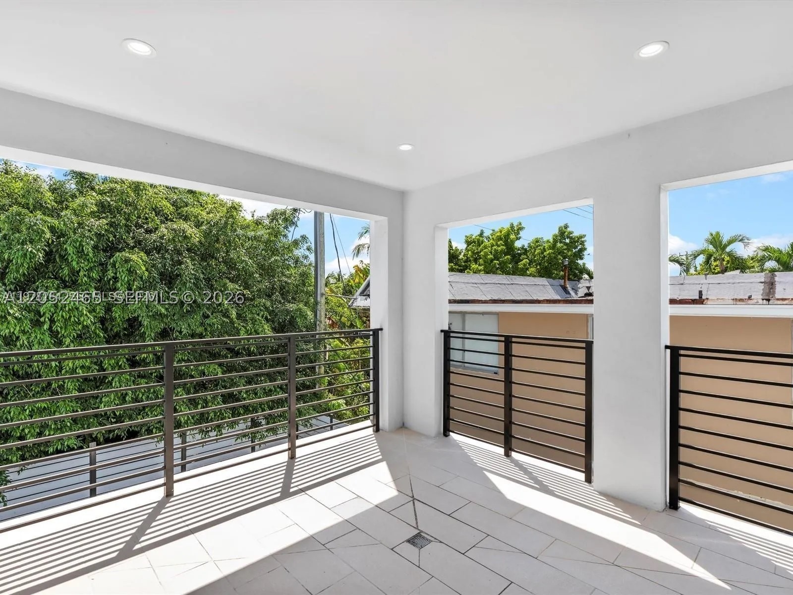 OCEANSIDE SEC ISLE OF NOR - Residential Lease