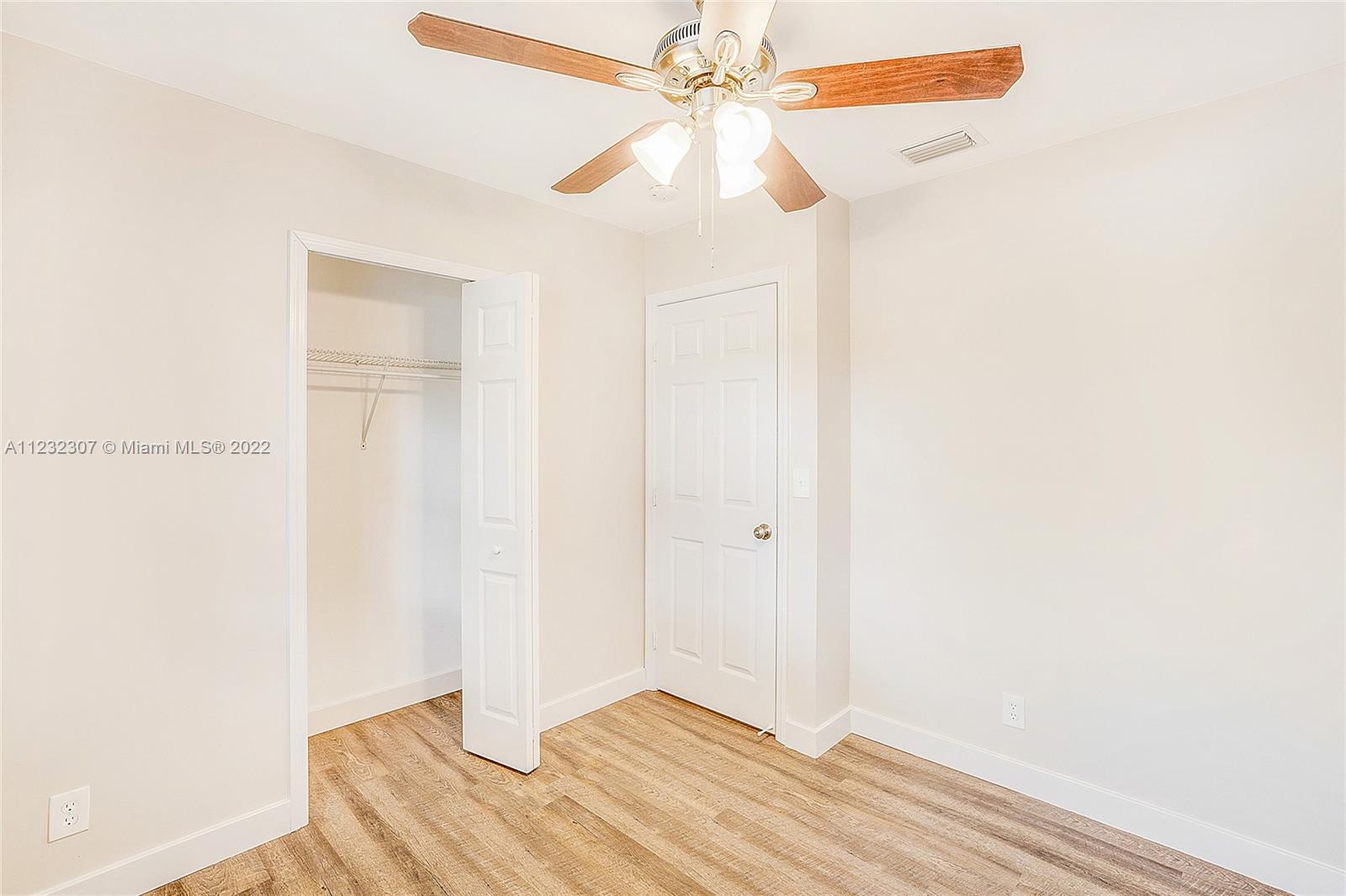 LAUDERDALE NORTH PARK SEC - Residential Lease