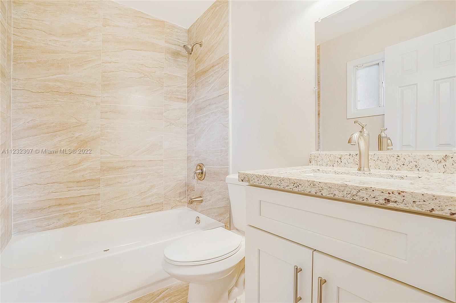 LAUDERDALE NORTH PARK SEC - Residential Lease
