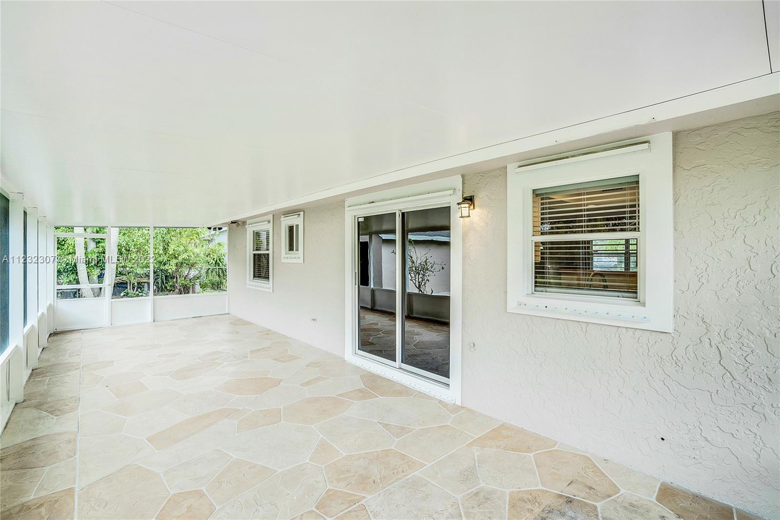 LAUDERDALE NORTH PARK SEC - Residential Lease