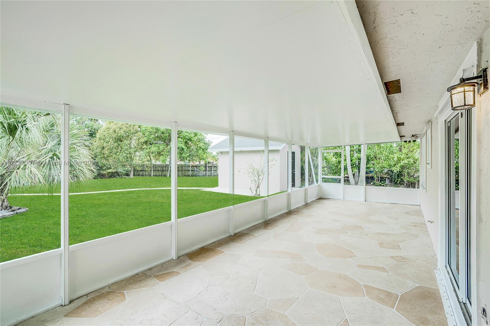 LAUDERDALE NORTH PARK SEC - Residential Lease