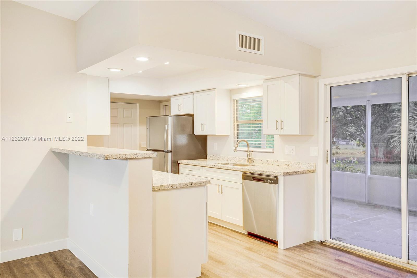 LAUDERDALE NORTH PARK SEC - Residential Lease