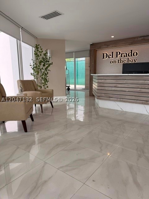 DEL PRADO MARINA - Residential