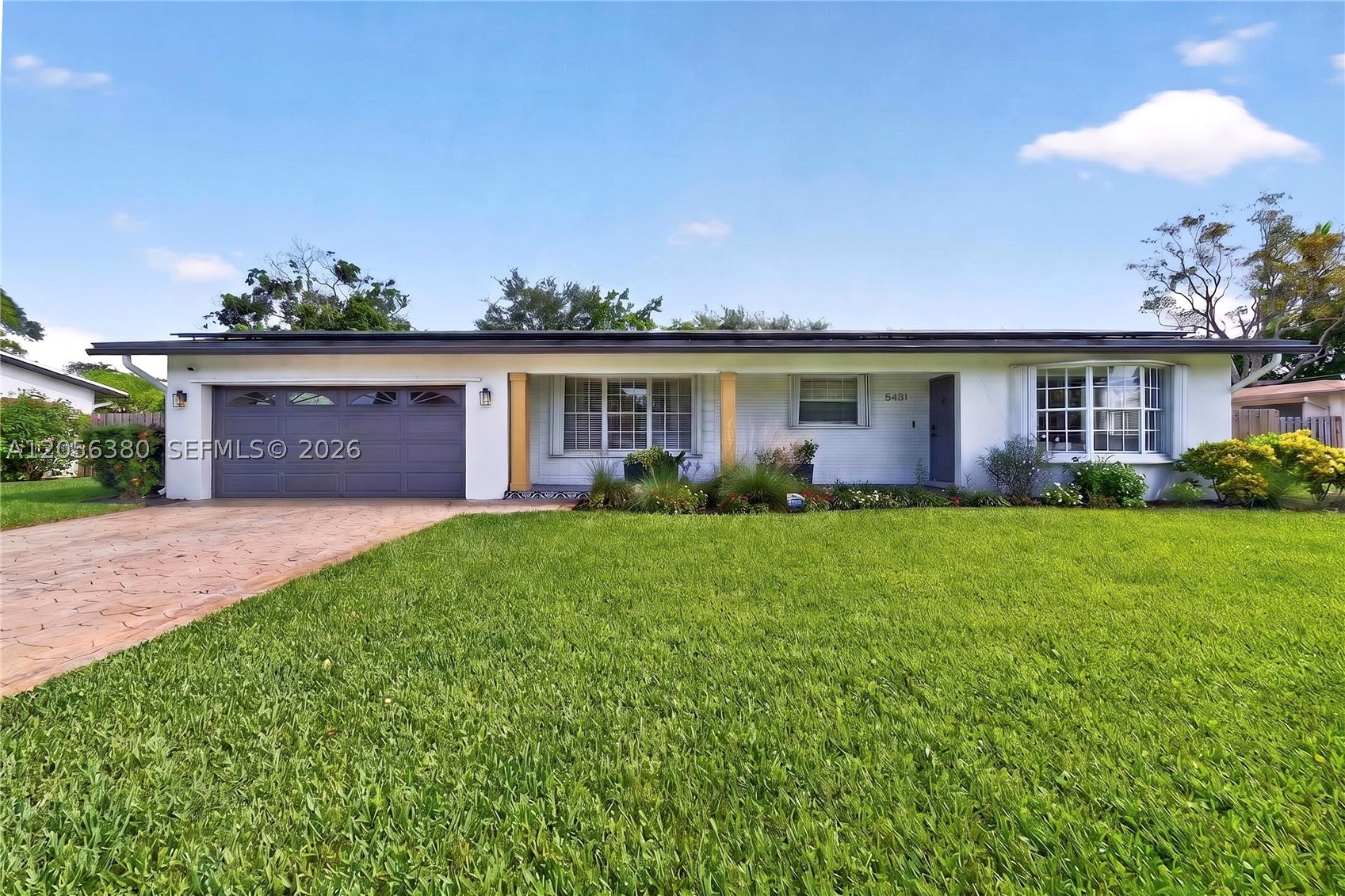 PLANTATION PARK - Residential