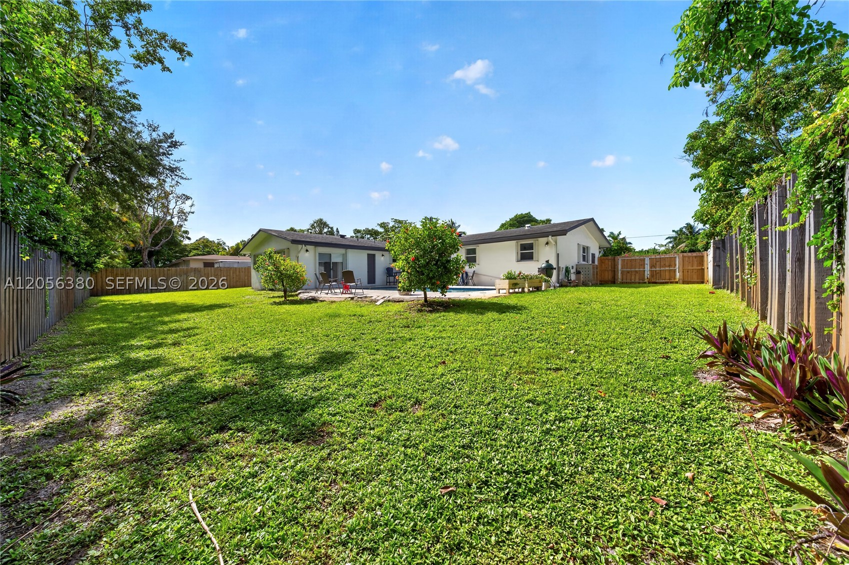 PLANTATION PARK - Residential