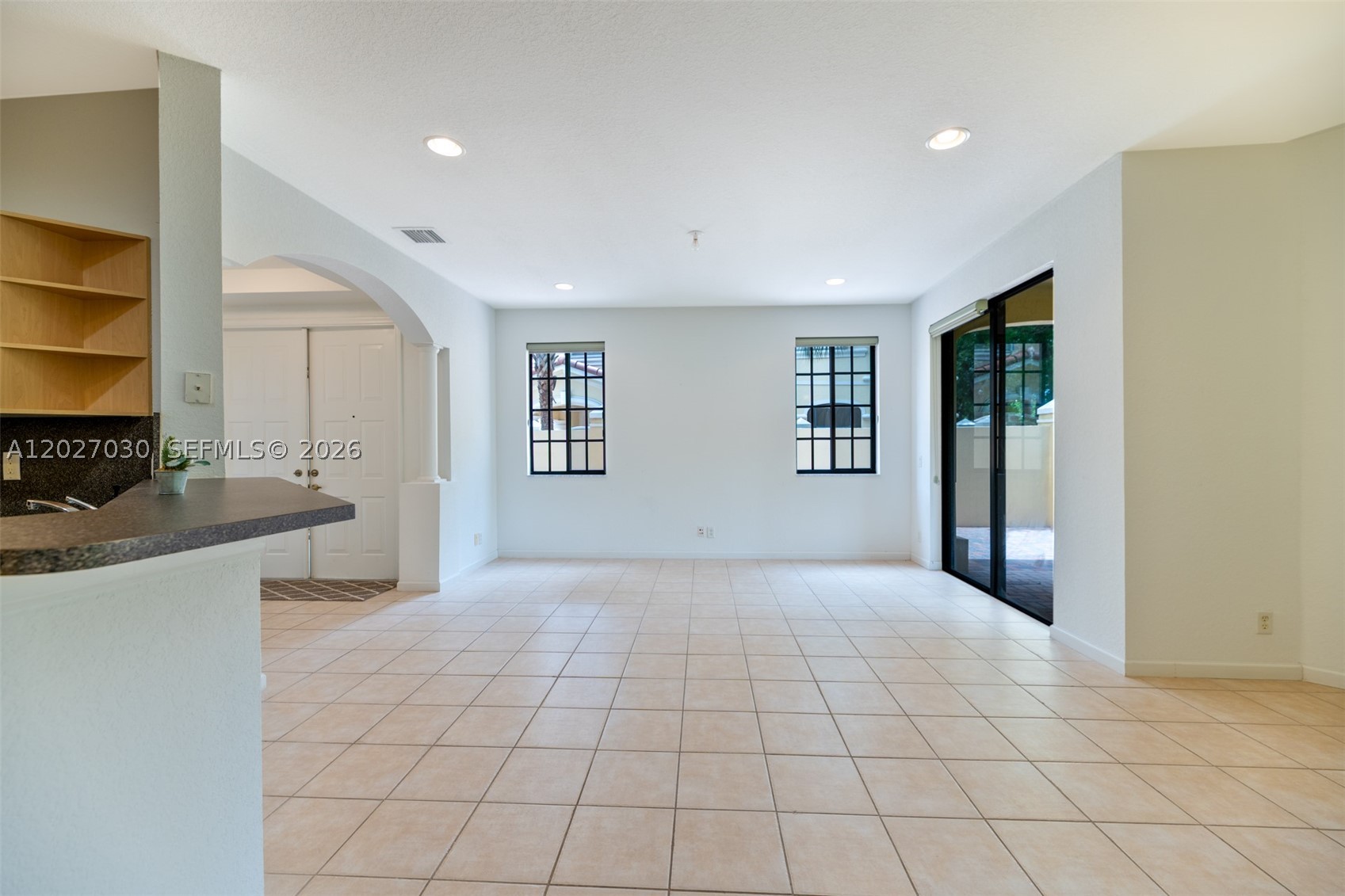 MARIPOSA POINTE AT WESTON - Residential