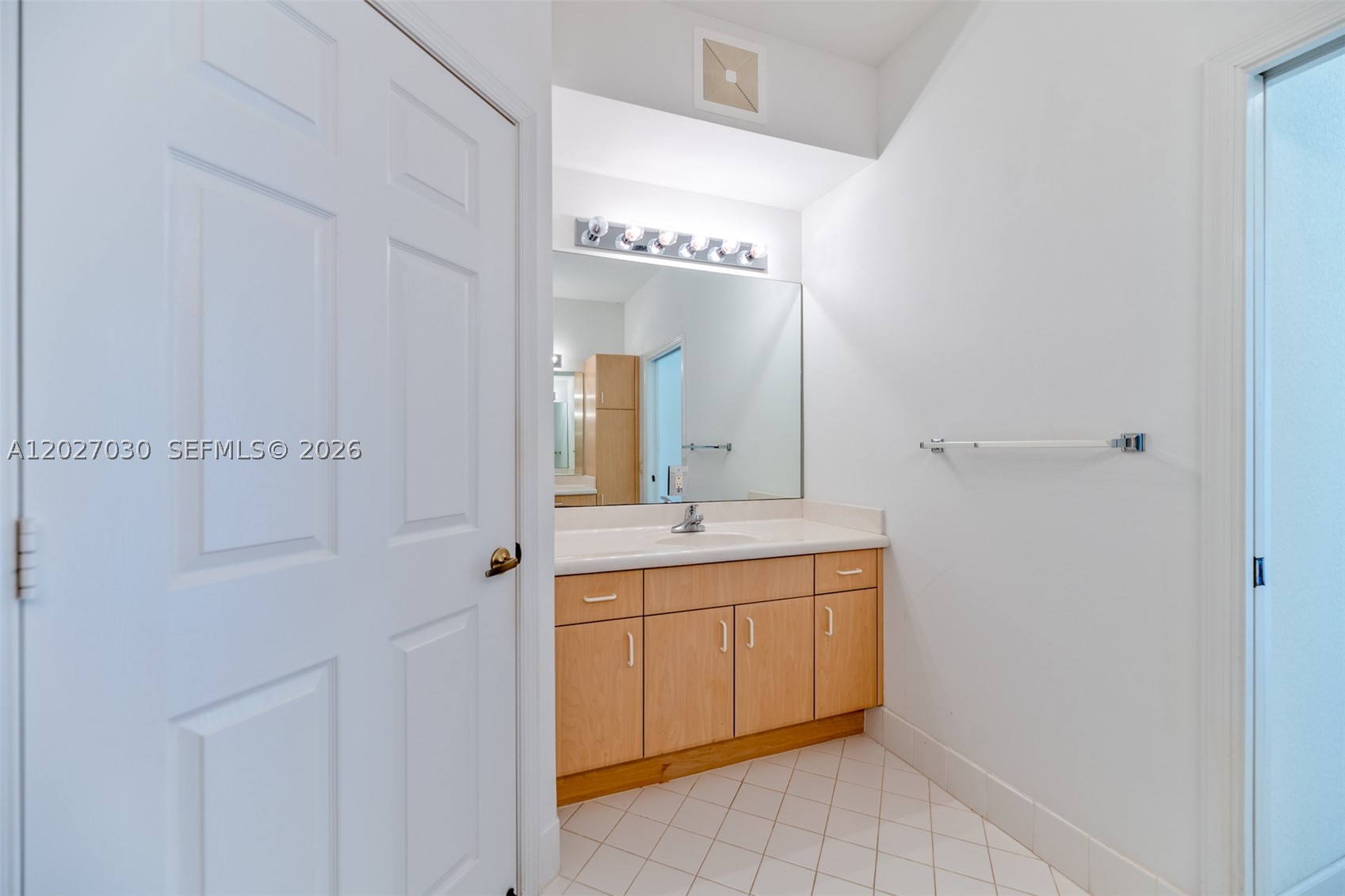 MARIPOSA POINTE AT WESTON - Residential