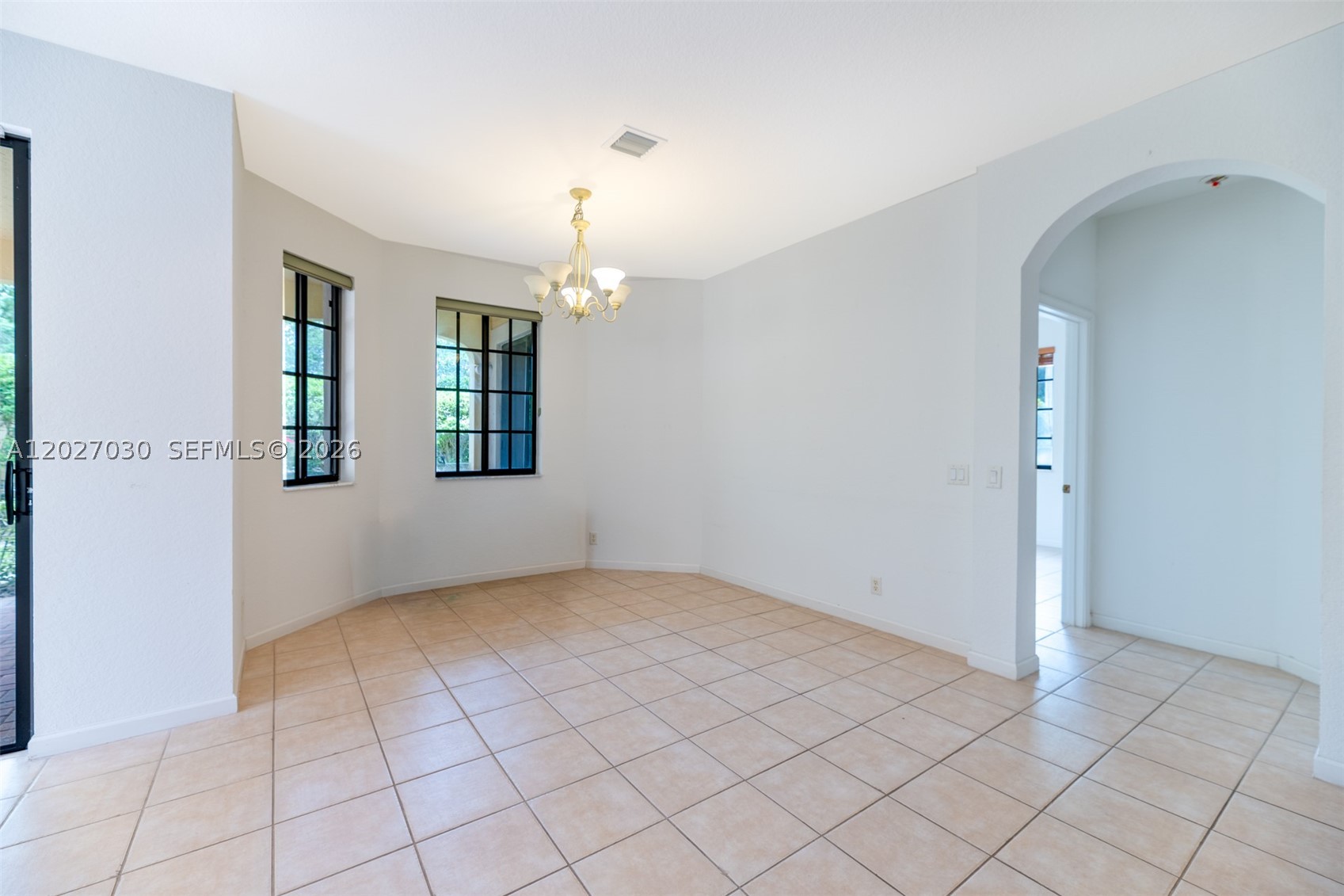 MARIPOSA POINTE AT WESTON - Residential