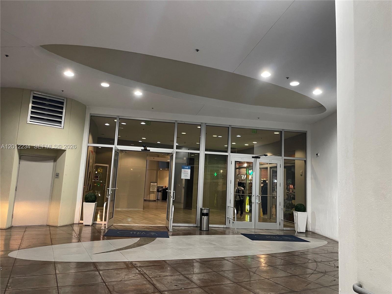 OPERA TOWER CONDO - Residential