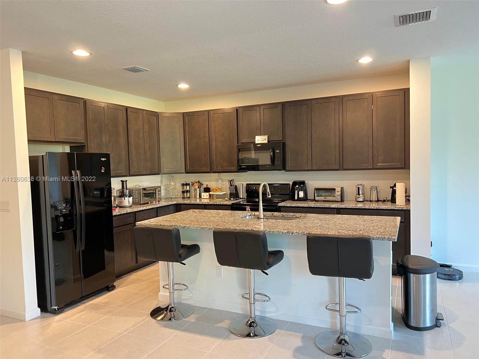 RESIDENCES AT PALM AIRE - Residential