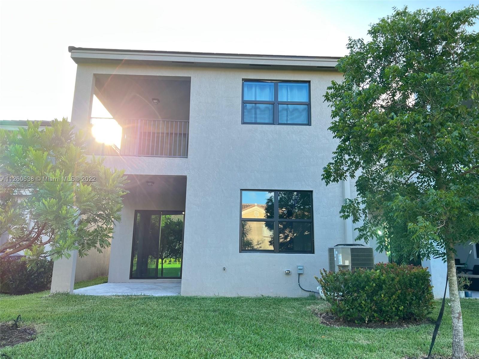 RESIDENCES AT PALM AIRE - Residential