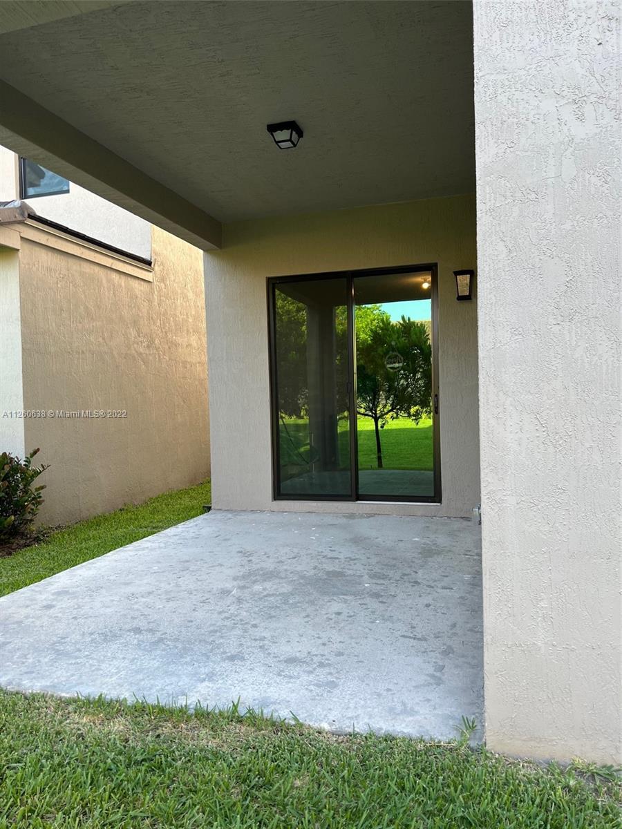 RESIDENCES AT PALM AIRE - Residential