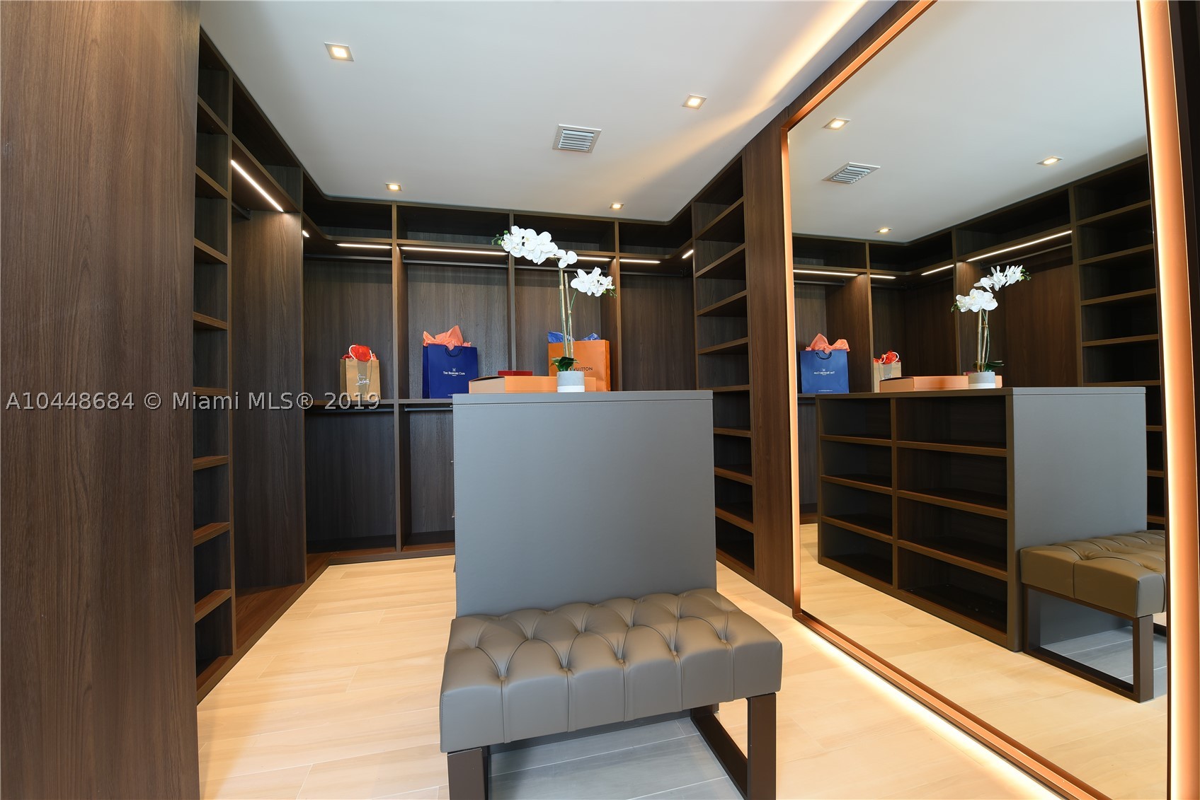 IS OF NORMANDY TROUV SEC - Residential